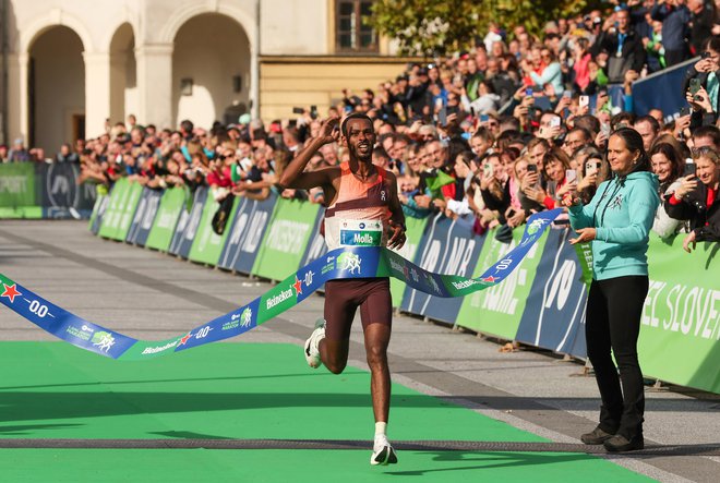 The big winner of the marathon was Ethiopian Getaneh Molla Tamire. PHOTO: Matej Družnik