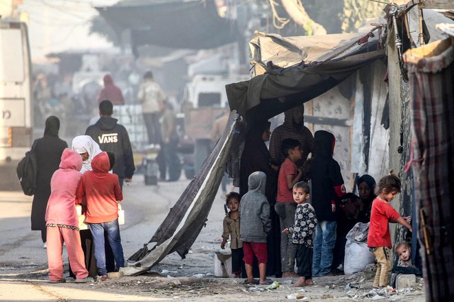 Otroci v Gazi FOTO: Eyad Baba/AFP