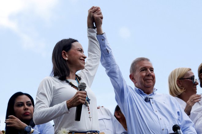 María Corina Machado in Edmundo González Urrutia med letošnjo predsedniško kampanjo. FOTO: Leonardo Fernandez Viloria/Reuters