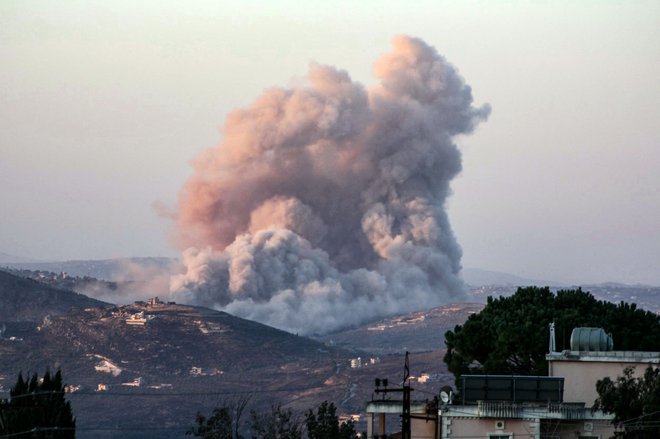 Izrael ob vsem tem še naprej napada Gazo in Libanon. FOTO: AFP