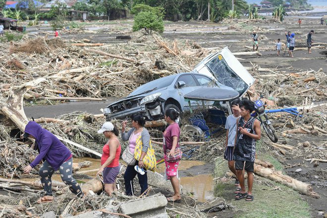 Filipine pogosto prizadenejo neurja in tajfuni, ki vsako leto povzročijo škodo in več deset smrtnih žrtev. FOTO: Ted Aljibe/AFP