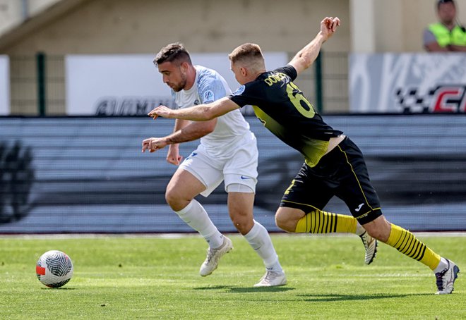 Radomljani so ugnali Celjane in tako zbrali 4. zmago zapored. FOTO: Blaž Samec/Delo