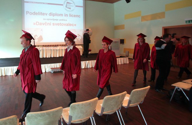 Po veljavni ureditvi so za nostrifikacijo tujih diplom v Italiji pristojne italijanske univerze in vsaka ima svoj postopek priznavanja. Fotografija je simbolična. FOTO: Jože Suhadolnik