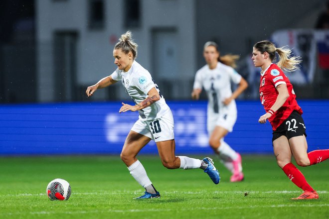 Slovenke niso dohajale ritma avstrijskih tekmic. FOTO: NZS