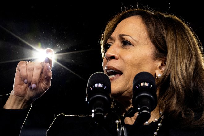 Demokratska predsedniška kandidatka Kamala Harris. FOTO: Eloisa Lopez/Reuters