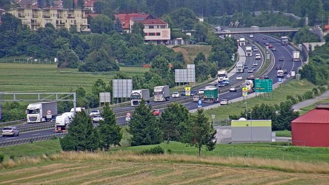 Kjub tranziciji ostajamo dežela kolon, ker smo tihi in ponižni. FOTO: Dars