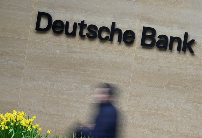 Nemška Deutsche Bank se je izkazala z izboljšano finančno stabilnostjo in rastjo dobičkov. Foto Toby Melville/Reuters