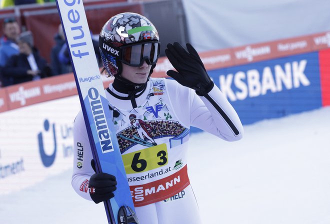 Marius Lindvik je v letošnji veliki nagradi dobil vse tri tekme, na katerih je nastopil. FOTO: Leonhard Foeger/Reuters