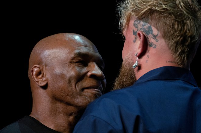 Mike Tyson je za svoja leta še vedno vrhunsko telesno pripravljen. FOTO: David Dee Delgado/Reuters