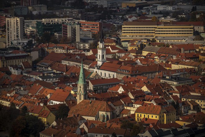 O tem, kaj se bo naredilo v Celju, bodo odločali občani. FOTO: Voranc Vogel/Delo