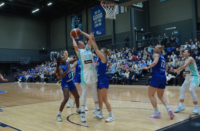 Slovenska reprezentanca se je izkazala na Finskem. FOTO: Fiba