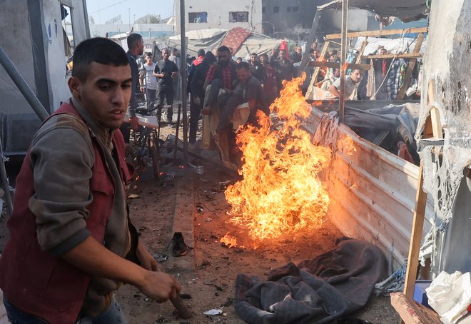 Stanje v Gazi je še naprej katastrofalno. FOTO: Ramadan Abed/Reuters