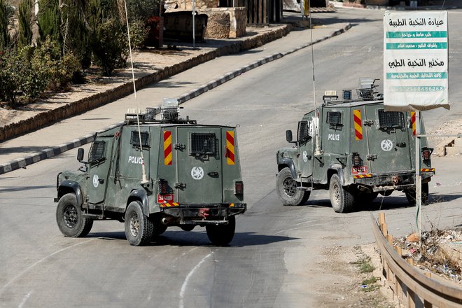 Izrael Zahodni breg zaseda od leta 1967 in odtlej tam širi izraelske naselbine. FOTO: Raneen Sawafta/Reuters