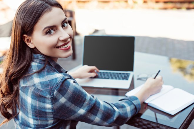 Na brezplačnem webinarju Bilance niso finance boste izvedeli, kaj so naloge tistega, ki v podjetju skrbi za finance. FOTO: Depositphotos