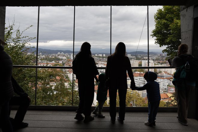 Najem stanovanja v Ljubljani marsikateremu mlademu človeku predstavlja finančno breme, ki močno presega njegove zmožnosti. FOTO: Leon Vidic/Delo