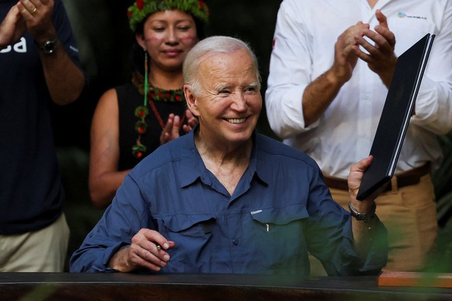 Ameriški predsednik Joe Biden se danes mudi na vrhu skupine G20 v Braziliji. FOTO: Leah Millis/Reuters