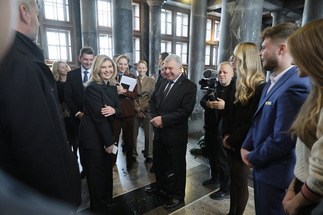 Olena Zelenska je v Nuku pozdravila tudi ukrajinske študente. FOTO: Jože Suhadolnik/Delo