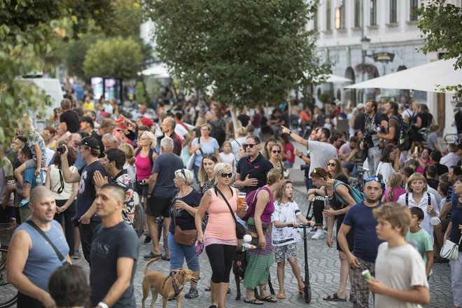 »Nujno je treba govoriti o vplivu turizma na lokalno skupnost,« je opozorila Maja Pak Olaj. FOTO: Jure Eržen/Delo