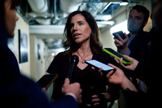 Južnokarolinska kongresnica Nancy Mace zahteva resolucijo s prepovedjo obiskovanja ženskih stranišlč za biološke moške. Foto: Kevin Dietsch Getty Images Via Afp