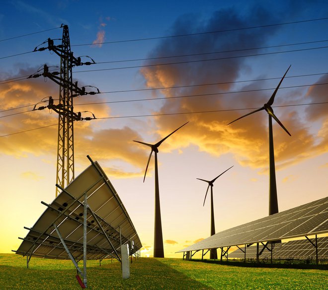 Zelo občutljivo področje, ki ga zahteva uspešen prehod v brezogljično družbo, je tudi zanesljiva oskrba z elektriko, ki jo bomo morali proizvajati na trajnostni način. FOTO: Depositphotos