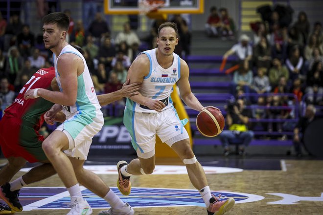 Klemen Prepelič je bil s 23 točkami prvi slovenski strelec, a si zaradi številnih napak tudi on ne zasluži visoke ocene. FOTO: Fiba