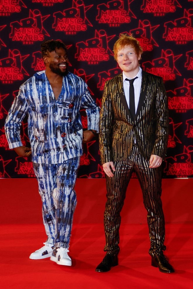 Grammyjevec Ed Sheeran je svoj pogled na Afriko spremenil prav zaradi razlag glasbenega kolega, raperja z umetniškim imenom Fuse ODG. FOTO: Eric Gaillard/Reuters