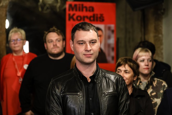 Miha Kordiš pravi, da bo njegovo levo krilo odšlo na prihodnje parlamentarne volitve – s stranko ali brez. FOTO: Črt Piksi/Delo