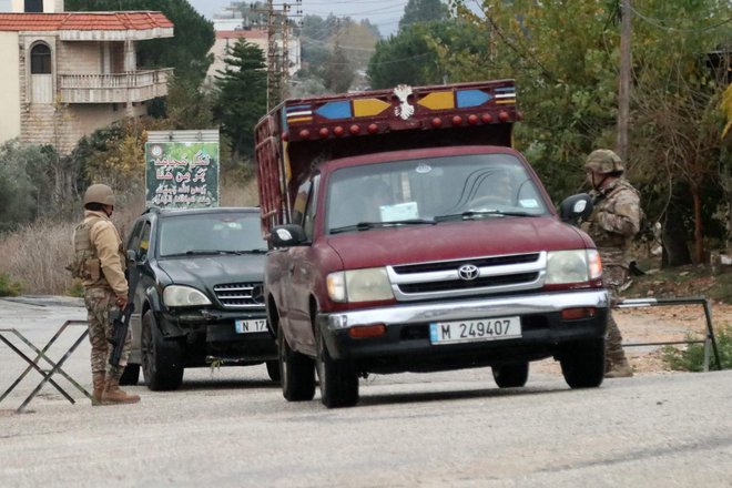 Libanonski vojaki na nadzorni točku na jugu države FOTO: AFP 