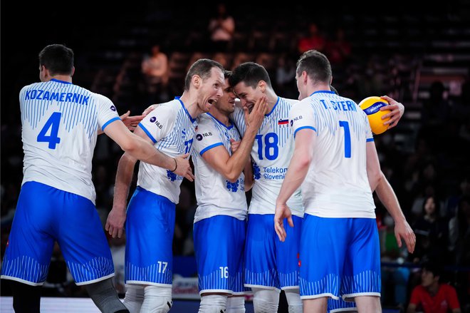 Slovenska odbojkarska reprezentanca trenutno zaseda četrto mesto na svetovni odbojkarski lestvici. FOTO: Volleyballworld