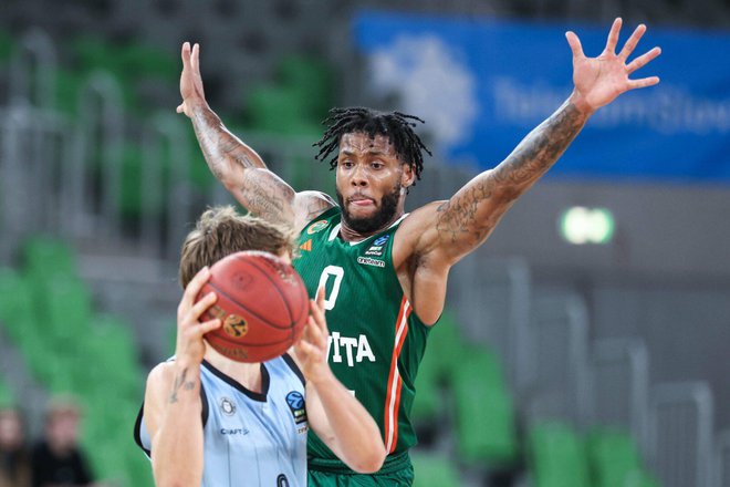 DJ Stewart je bil eden boljših na parketu. FOTO: Cedevita Olimpija