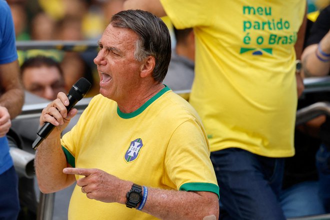 Jair Bolsonaro na enem od protestov septembra letos. FOTO: Carla Carniel/Reuters