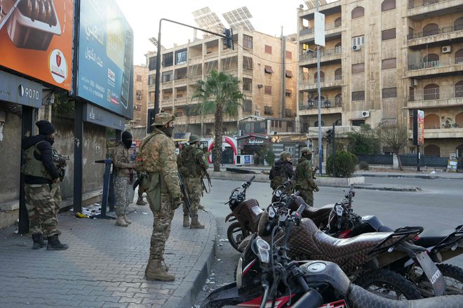 Novi spopadi v Siriji so izbruhnili v sredo. FOTO: Muhammad Haj Kadour/Afp