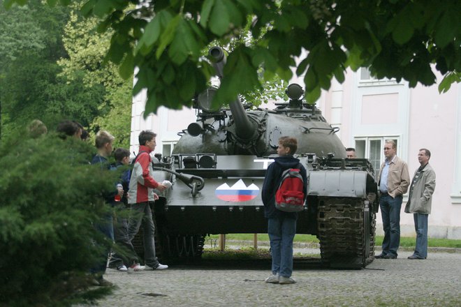 Do osamosvojitve Slovenije je BDP znašal kar 12.500 dolarjev na prebivalca. FOTO: Roman Šipić/Delo