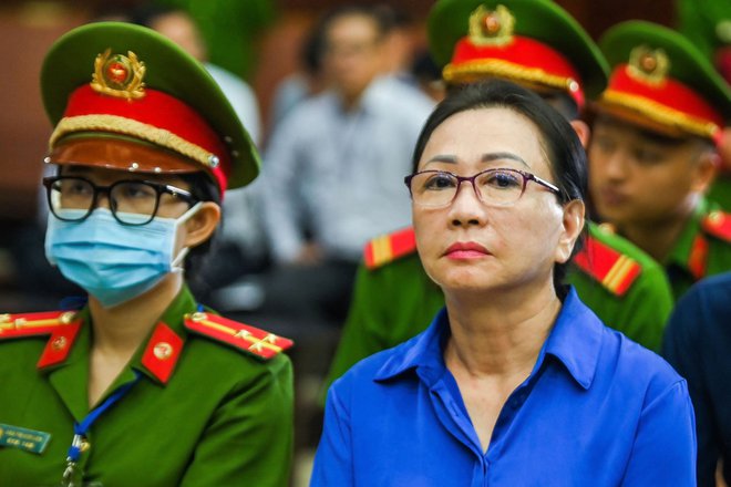 Vietnamska podjetnica Truong My Lan izvedela, da je sodišče zavrnilo pritožbo na izrečeno smrtno kazen zaradi finančnih poneverb. FOTO: Stringer Afp