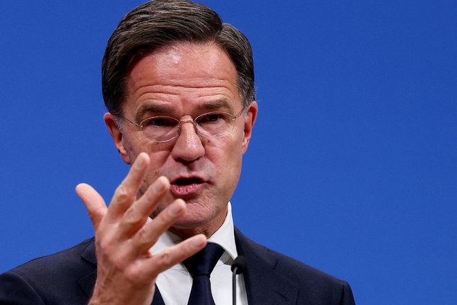 Generalni sekretar Nata Mark Rutte je pred današnjo delovno večerjo zunanjih ministrov v okviru sveta Nato – Ukrajina ocenil, da se ruska agresija ne umirja. FOTO: Yves Herman/Reuters