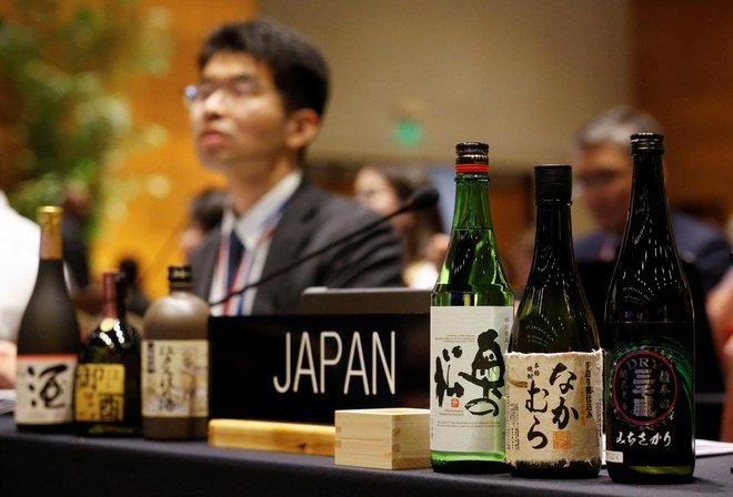 Japonska delegacija na Unescovem srečanju v Luqueju FOTO: Cesar Olmedo/Reuters