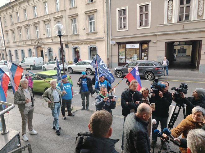 Janša je bil leta 2014 v zadevi Patria pravnomočno obsojen, vendar je ustavno sodišče sodbo kasneje razveljavilo, zaradi česar je primer zastaral. FOTO: Mojca Marot