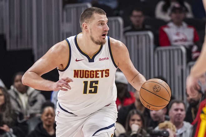 Jokiću na stavnicah pripisujejo največ možnosti, da znova postane najkoristejšni košarkar letošnje sezone v ligi NBA (MVP). FOTO: Dale Zanine/Usa Today Sports/Reuters Con