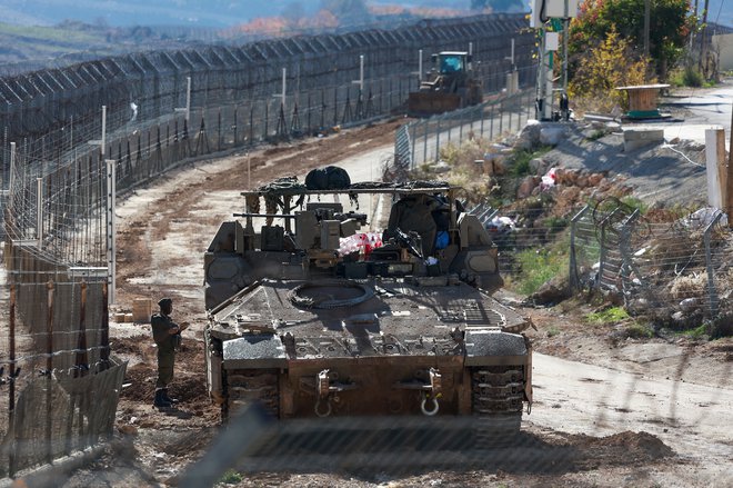 Izraelska vojska je ozemlje na Golanski planoti označila za svojo četrto fronto. FOTO: Ammar Awad/Reuters