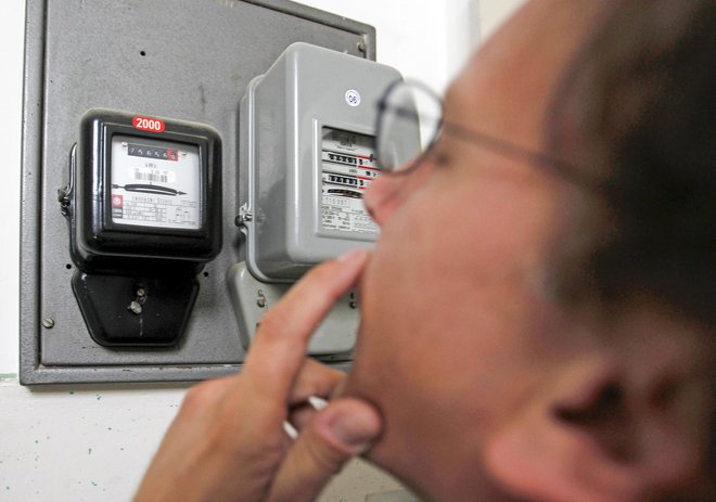 Borzna cena elektrike ne vpliva na račune. FOTO: Matej Družnik/Delo