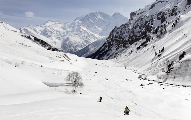 Oblasti so že začele preiskavo, a identitete žrtev še niso znane. FOTO: Denis Sinyakov/Reuters 