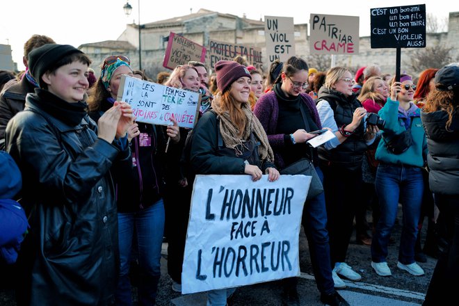 Mnogiso se podali na ulice v znak podpore Gisèle Pelicot. FOTO: Sylvain Thomas/AFP