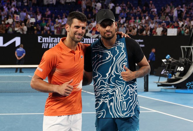 Nick Kyrgios in Novak Đoković bosta skupaj zaigrala v kategoriji dvojic v Brisbanu. FOTO: Loren Elliott/Reuters