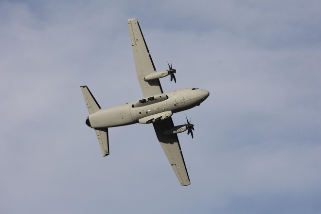 Slovenska vojska je dobila drugo letalo C-27J spartan. FOTO: Bruno Toič