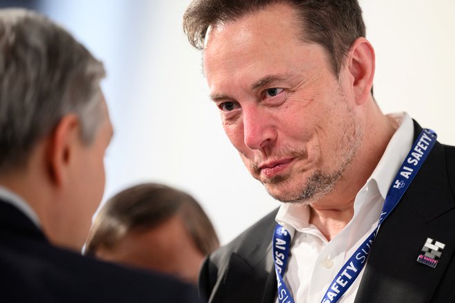 Musk naj bi bil pripravljen donirati do 100 milijonov dolarjev. FOTO: Leon Neal/Pool via Reuters