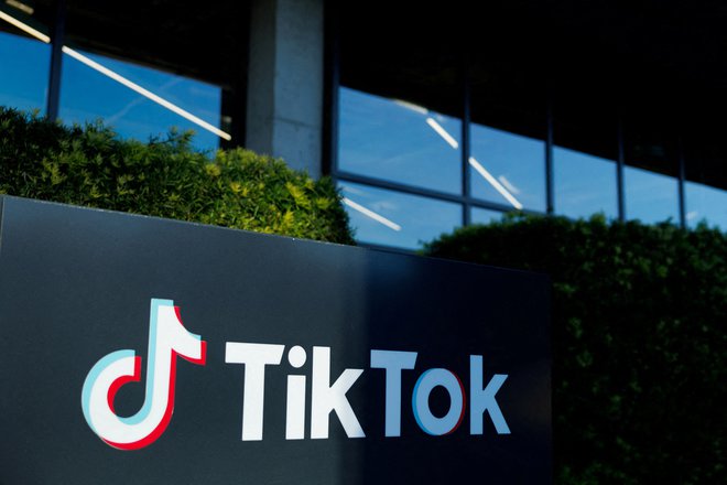 TikTok v svoji pritožbi navaja, da poskus kongresa, da ciljno prepove specifične aplikacije, predstavlja resne ustavne težave.  FOTO: Mike Blake/Reuters