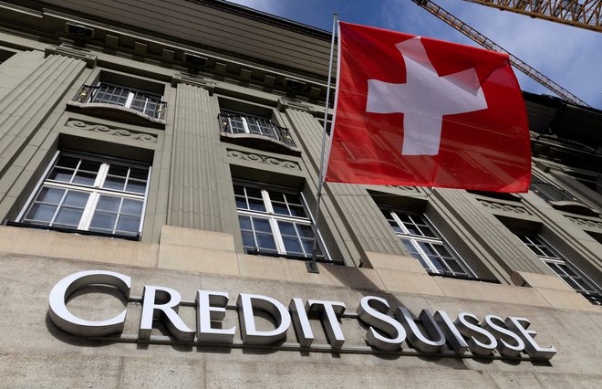 Propad Credit Suisse v letu 2022 je temeljito pretresel finančni sistem v Švici.

FOTO: Denis Balibouse/Reuters