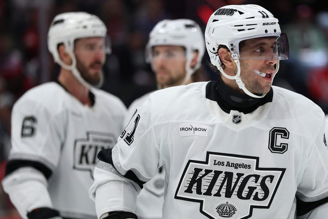 Anže Kopitar in drugi Kalifornijčani so bili brez možnosti v Washingtonu. FOTO: Patrick Svmith/Getty Images Via AFP