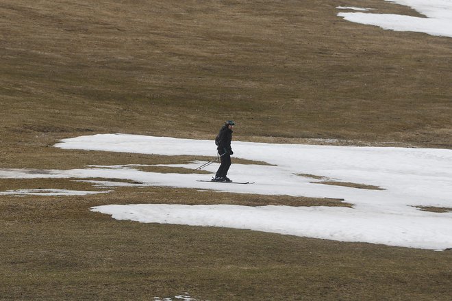 Zima zima bela tudi v Kranjski Gori ni več to, kar je bila. FOTO: Leon Vidic