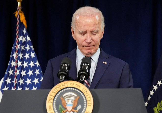 »Pokazal je, da smo velika država, ker smo dobri ljudje – pošteni in častni, pogumni in sočutni, skromni in močni,« je dejal Biden. FOTO: Ken Cedeno/Reuters